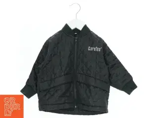 Sort quiltet jakke fra Caretec (str. 86)