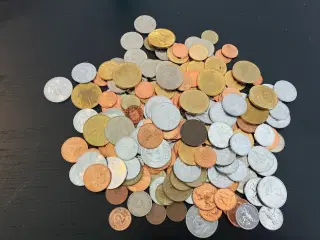 203 stk mønter fra Estland, Letland og Litauen