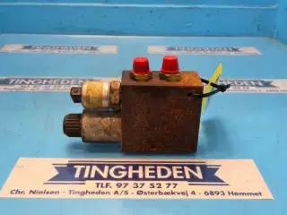 New Holland TX68 Hydraulikventil 84097019