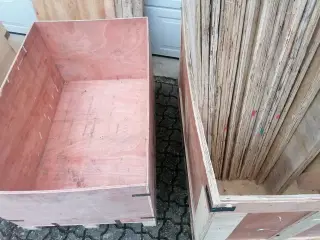 Pallekasser ca. LxB 120x80 cm.Krydsfiner