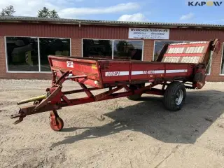 - - - AV4000
