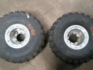 Nye Atv dæk med  alufælge