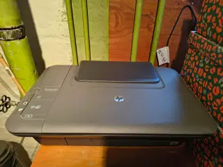 HP Deskjet 1050A