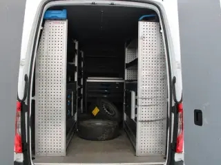 Mercedes Sprinter 317 2,0 CDi A2 Kassevogn aut. RWD
