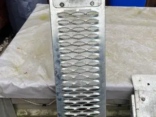 Opkørselsramper længde 1,52 m bredde 0,22 m