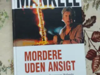 Titel  MORDERE UDEN ANSIGT