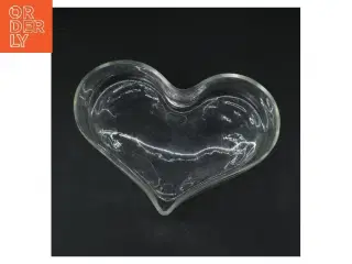 Hjerteformet glasfad (str. 20x15 cm)
