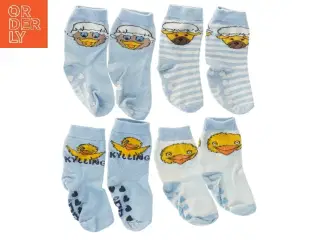 Børnesokker med kyllingeprint fra DR (str. ca. 16 cm)