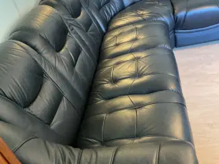Hjørnesofa i sort læder