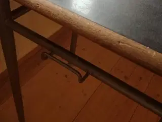 Retro skolebord med stole
