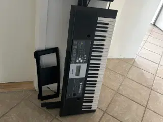 Yahama keyboard YPT-230