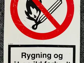 KAN SENDES  - Ældre alu skilt