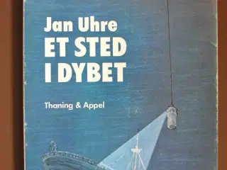 et sted i dybet, af jan uhre, emne: historie og sa