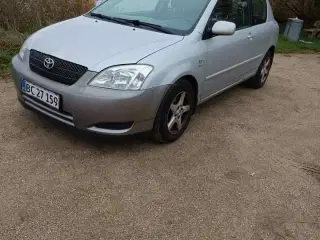 Toyota Corolla 1,6 - 2004 - 216.xxx km