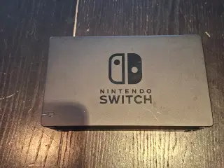 Nintendo Swith med spil og taske