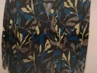 Flot 2biz bluse med trekvart ærmer