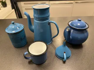 Madam blå, kaffekande, tekande mm.