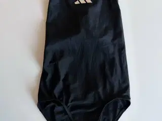 Adidas Solid Small logo badedragt, str. 152