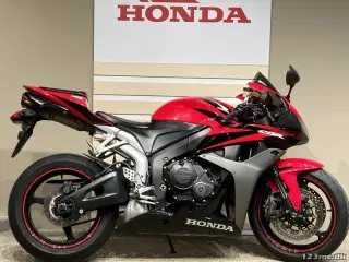 Honda CBR 600 RR