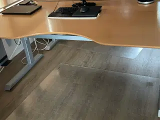 Skrivebord hæve-sænke