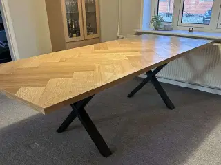 Sildebens spisebord 
