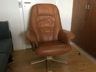 Læder lænestol.
