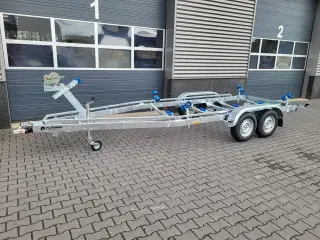 Vlemmix Bådtrailer 630x220 2700