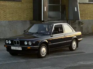 Unik BMW E30
