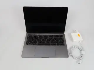 Apple MacBook Pro 13" IPS I7-7660U