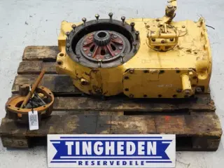 Ford 655 Bagtøj med Kronespidshjul