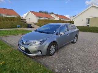 Toyota Avensis 1,8 VVT-i T2 Premium stc.
