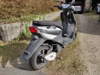 Yamaha Neos 4T