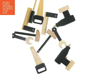 Trælegeværktøjssæt fra Design letters (str. 17 cm)