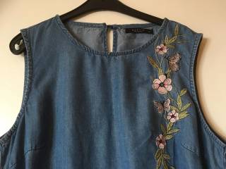 Denim Sommerkjole m broderi, ny