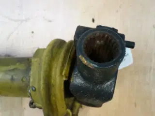 John Deere 820 PTO Aksel AZ52487