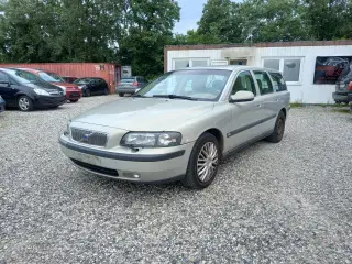 Volvo V70 2,4 170 aut.