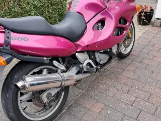 suzuki gsx  600 f