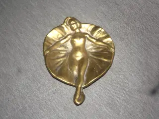 Messing skål / askebæger med kvinde