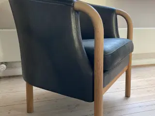 STOUBY eg Dansk læderstol m/flot patina