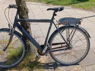 Billig herrecykel der trænger til lidt