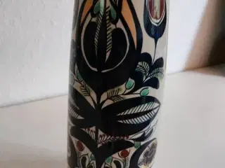 TENERA vase af Berte Jessen – Aluminia, 1961