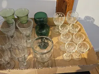 Div. antikke glas Bla. fra Holmegaard.