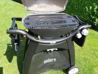 Weber  grill Q 3000
