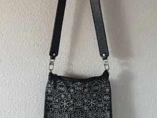 Skuldertaske med frynser