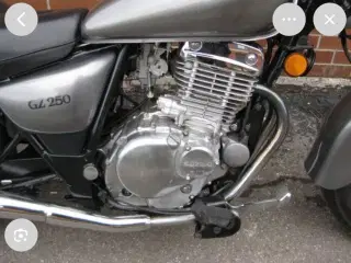 Købes Suzuki GZ250