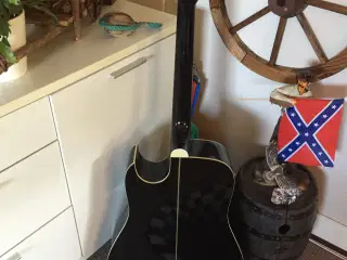 Cort halv akustisk guitar