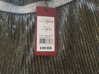 Helt nye VRS let skinnende sommer bukser 12-14 år