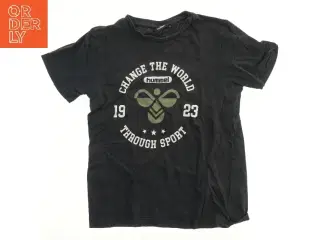 Sort T-shirt med print fra Hummel (str. 140)