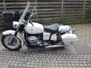 1968 Moto Guzzi V7 - 750 Full Dresser Classic