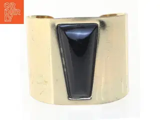 Armbånd i guldtonet metal med sort indlæg (str. 8 cm)